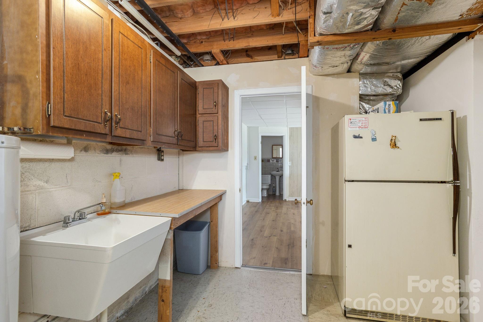 3113 Primrose Drive — Hendersonville