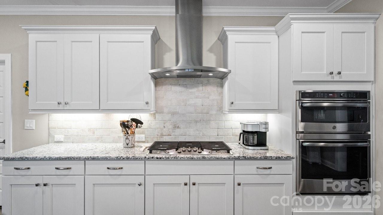 4846 Looking Glass Trail — Denver