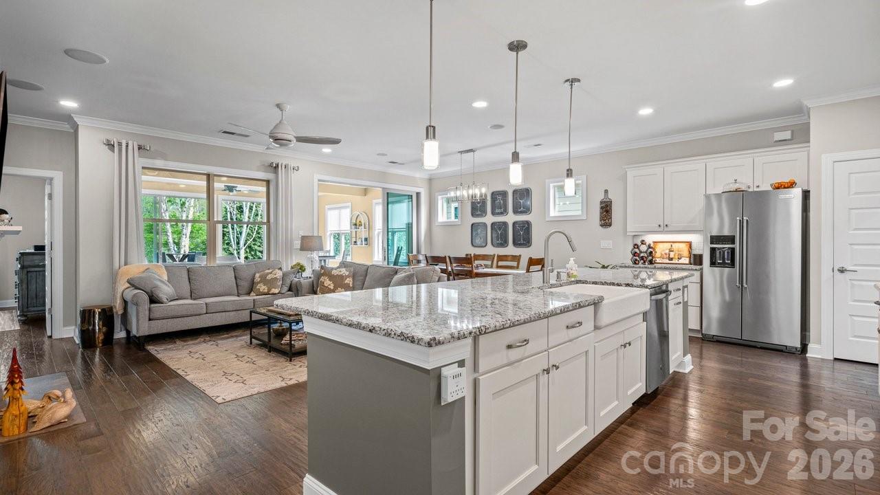4846 Looking Glass Trail — Denver