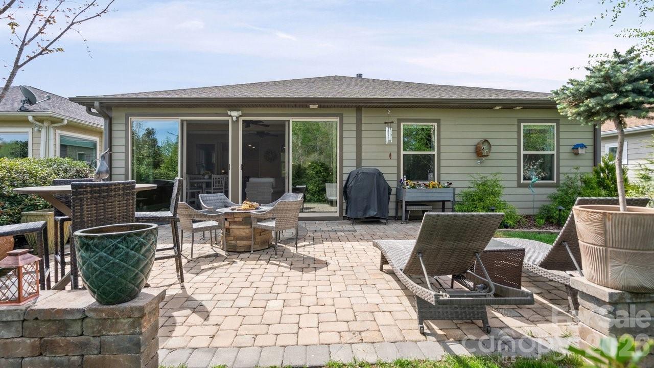 4846 Looking Glass Trail — Denver