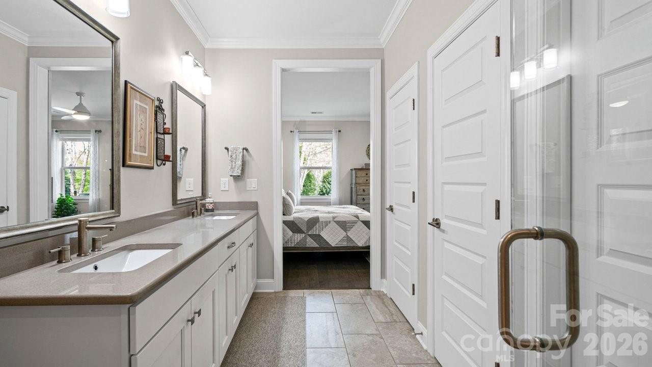 4846 Looking Glass Trail — Denver
