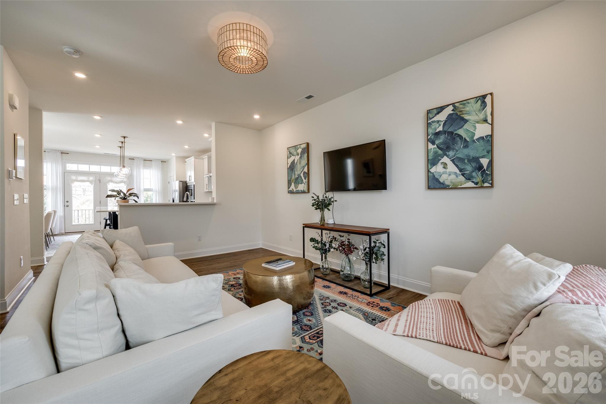 400 Simeon Drive — Charlotte