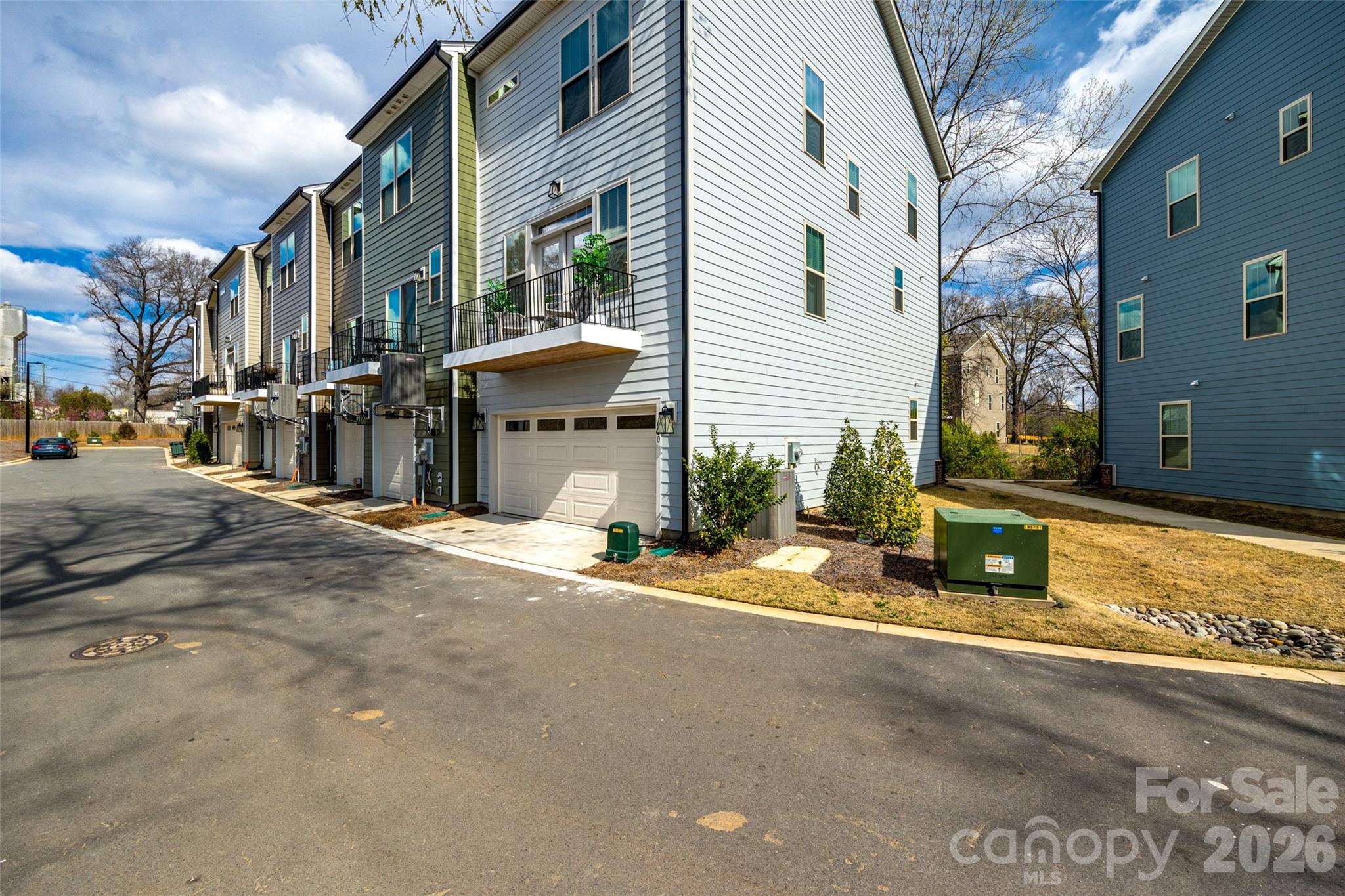 400 Simeon Drive — Charlotte
