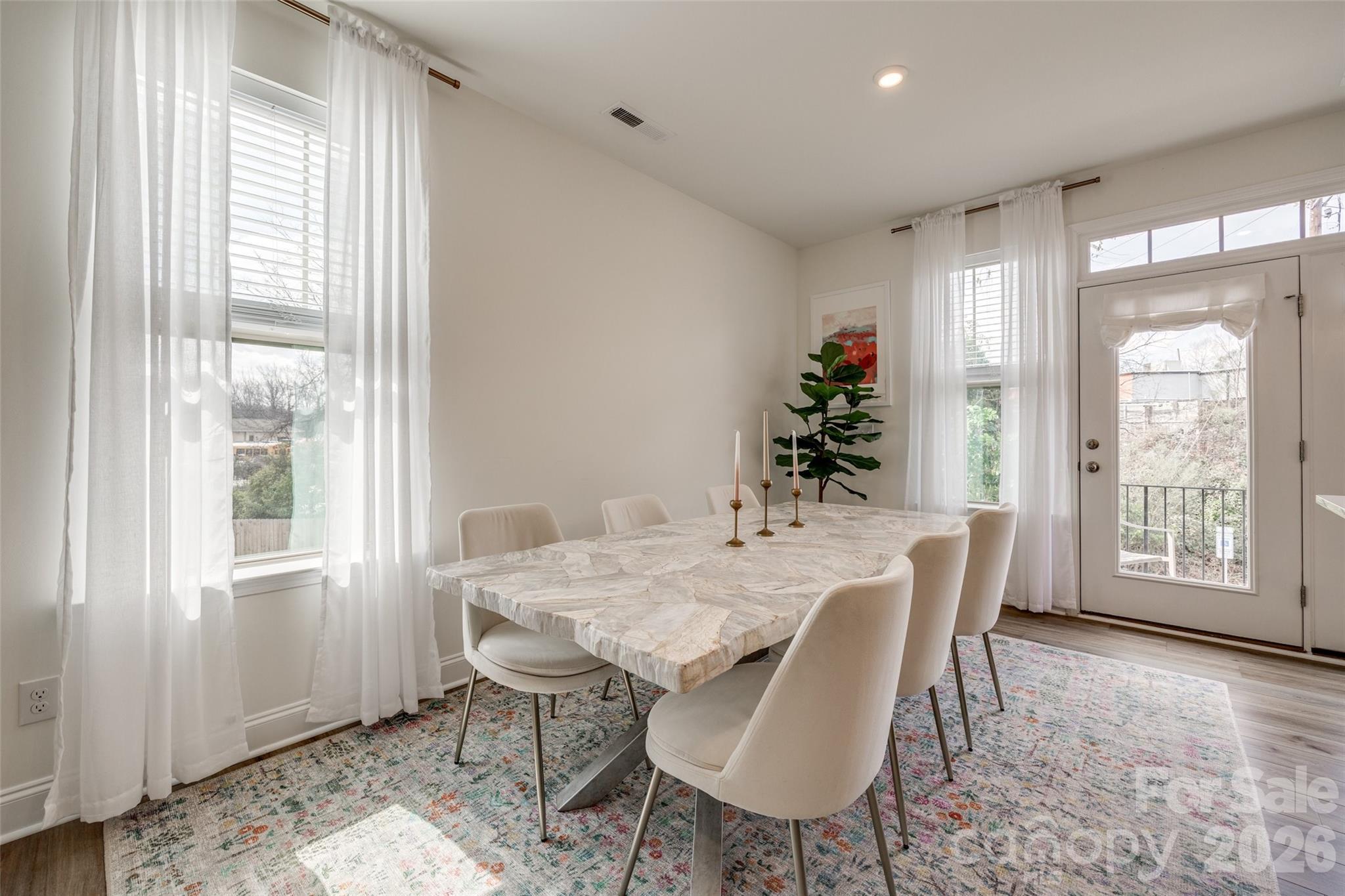 400 Simeon Drive — Charlotte