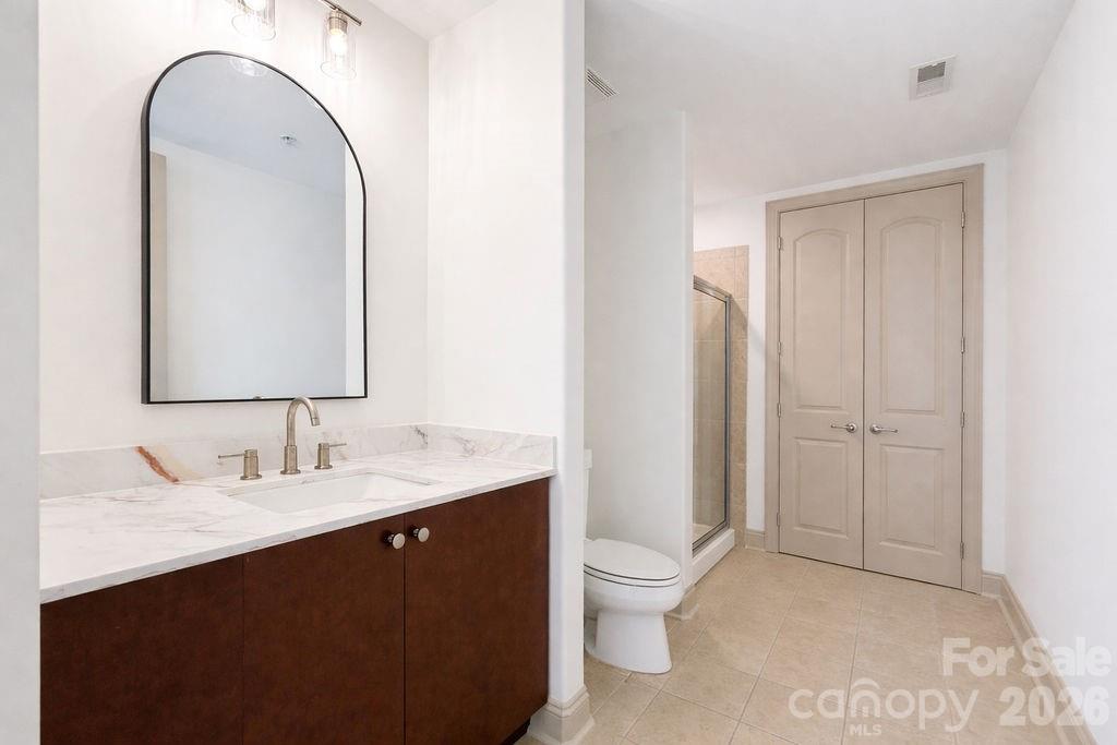 4620 Piedmont Row Drive #410 — Charlotte