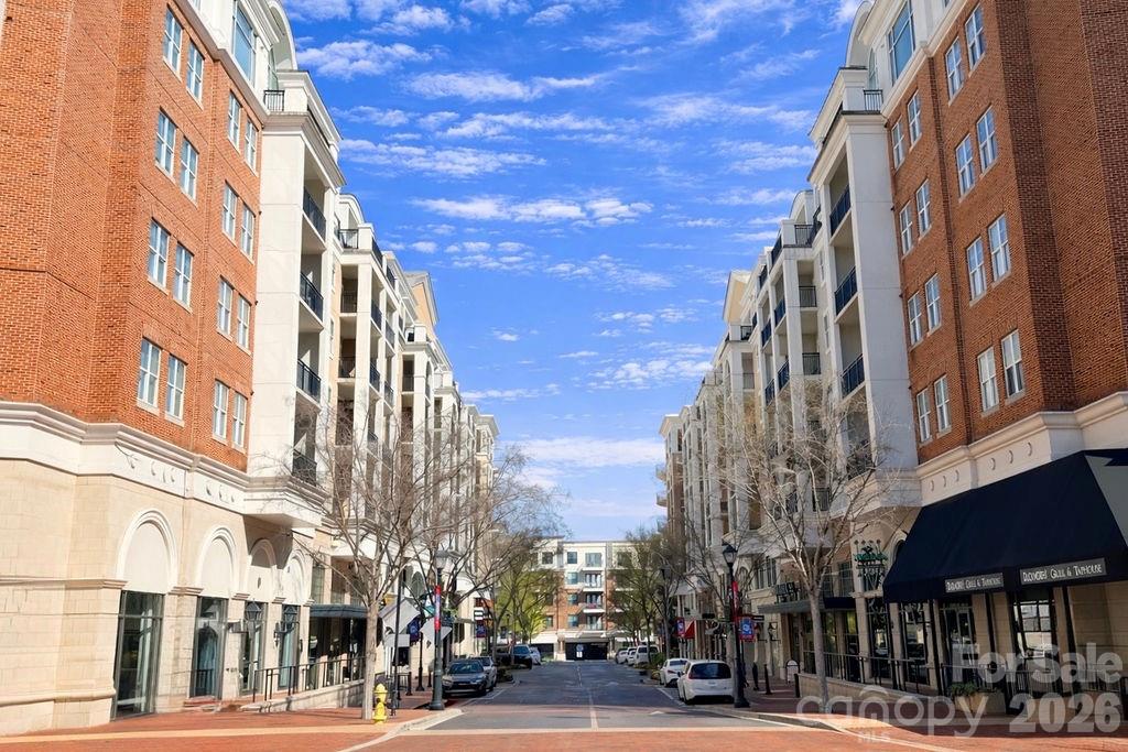 4620 Piedmont Row Drive #410 — Charlotte