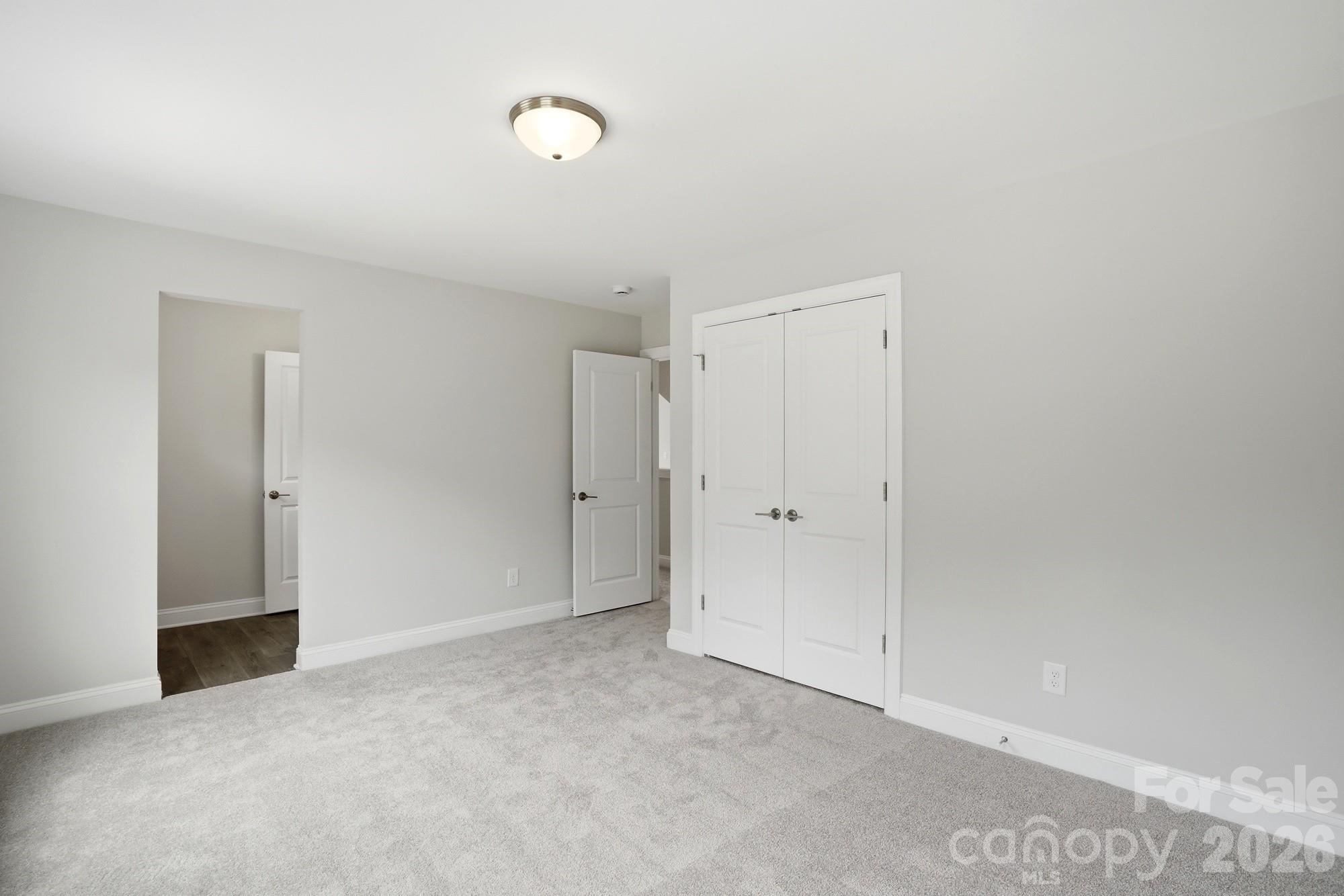 5917 New River Drive — Huntersville