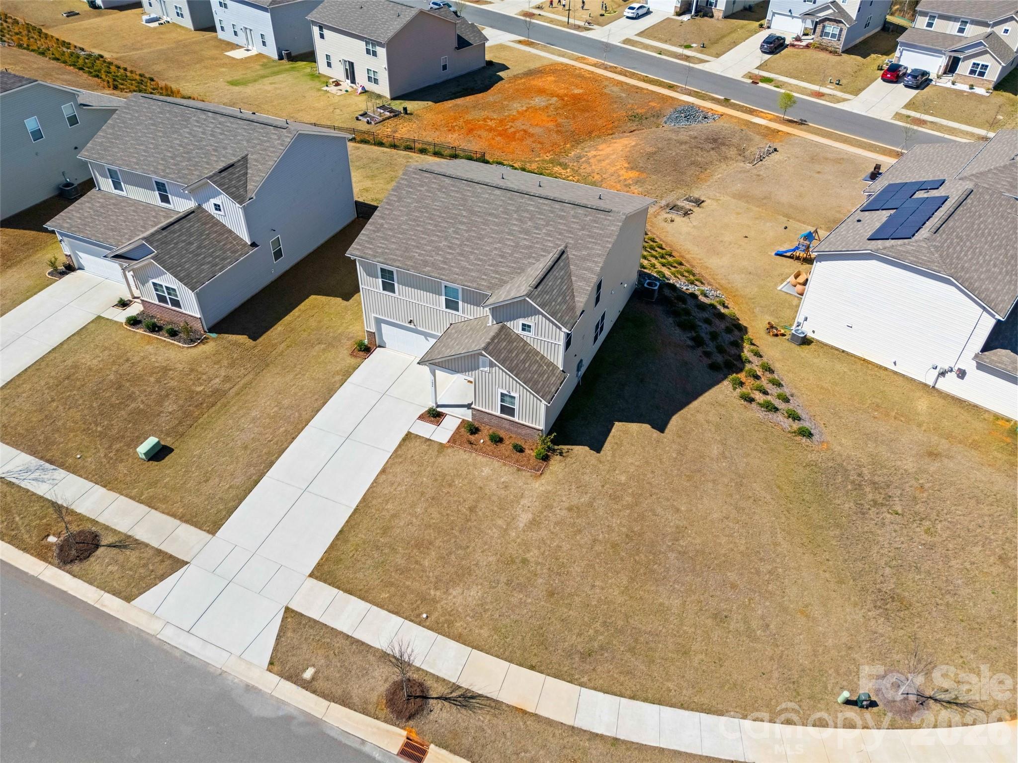 7024 Maple Run Circle — Charlotte
