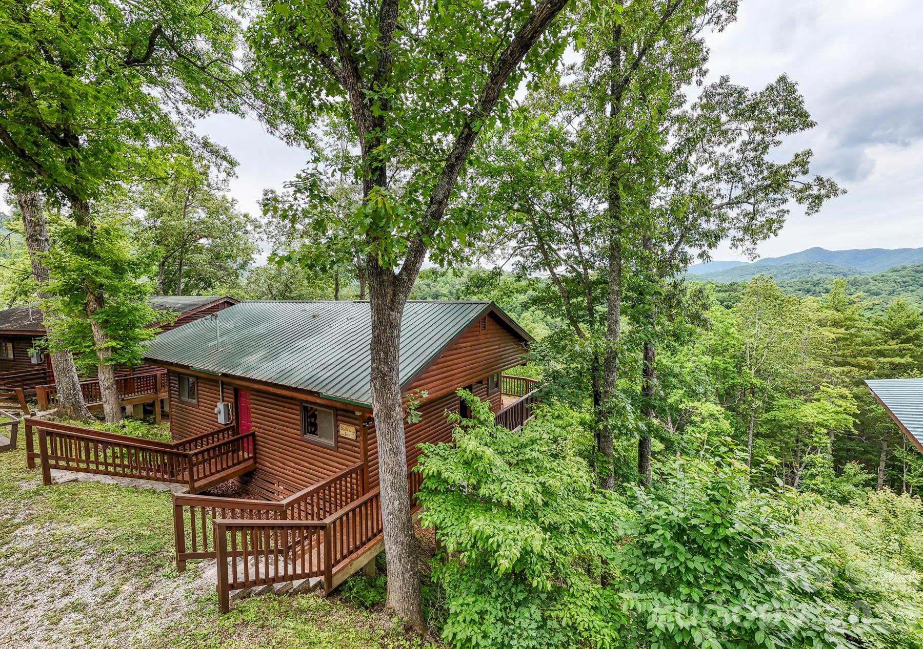 307 Blue Ridge Parkway — Bryson City