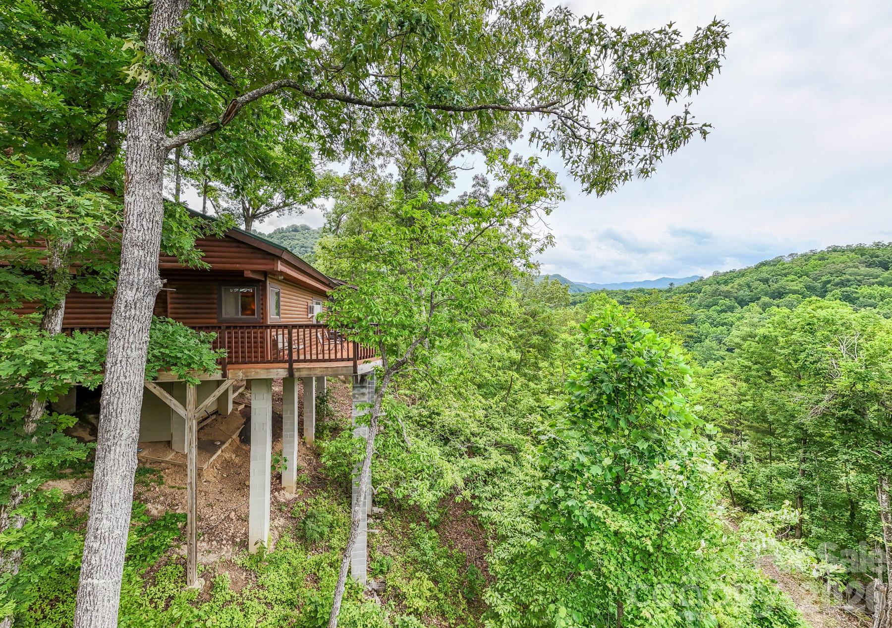 307 Blue Ridge Parkway — Bryson City