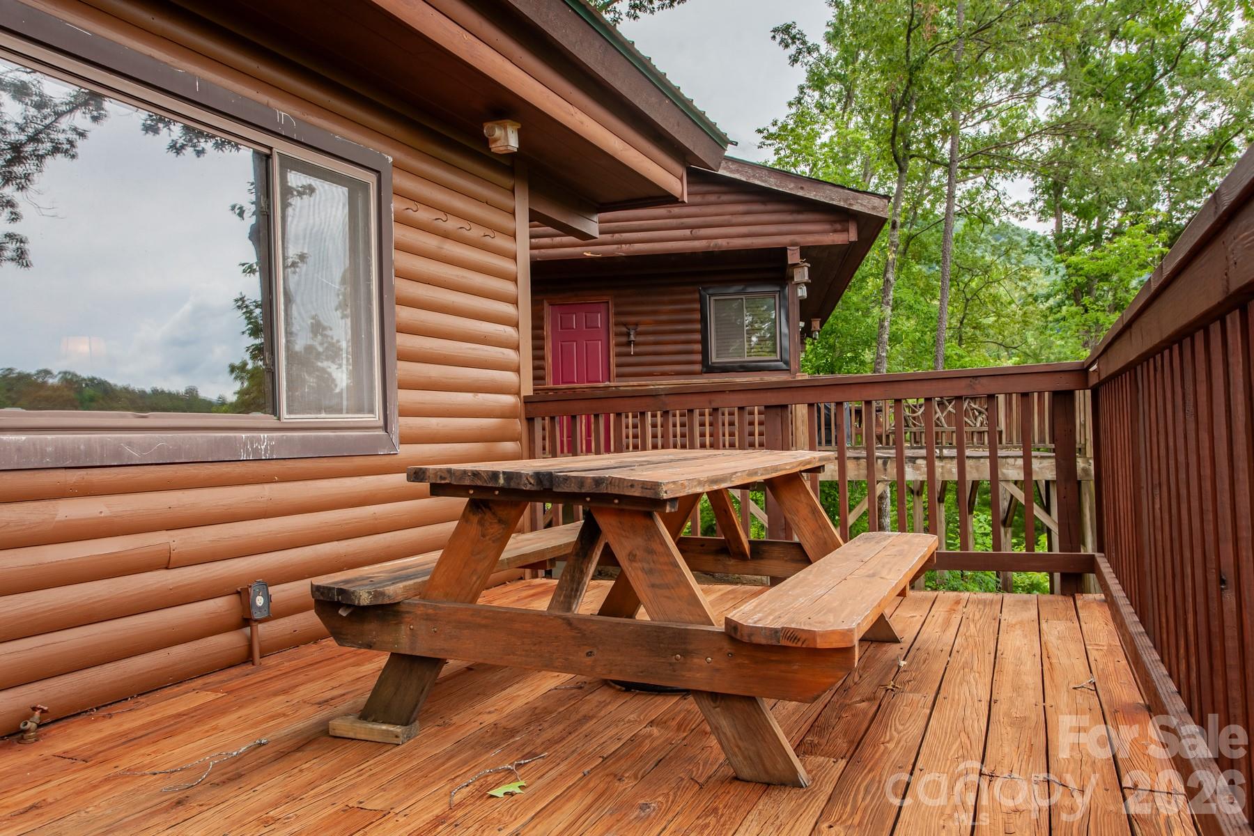 307 Blue Ridge Parkway — Bryson City