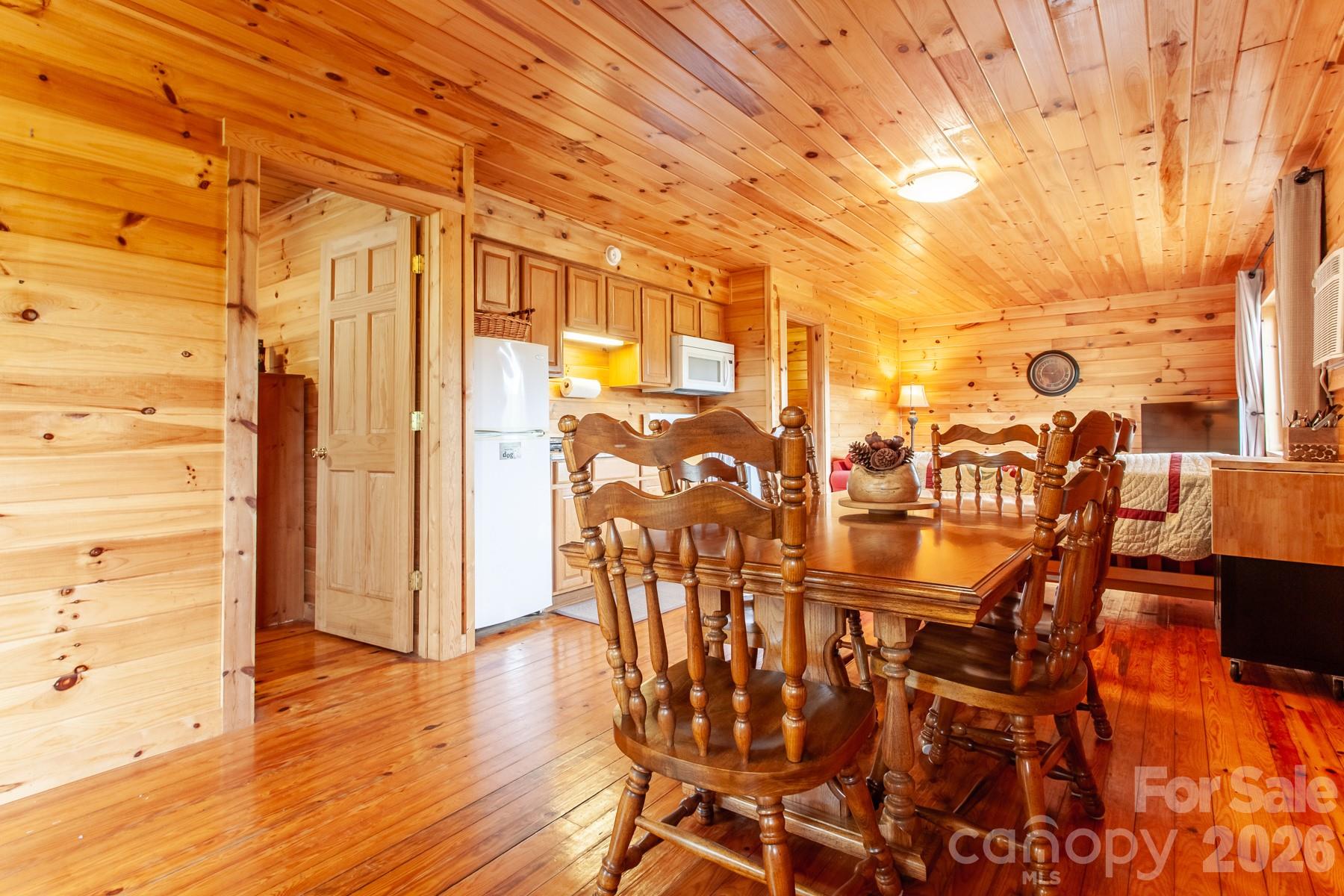 307 Blue Ridge Parkway — Bryson City