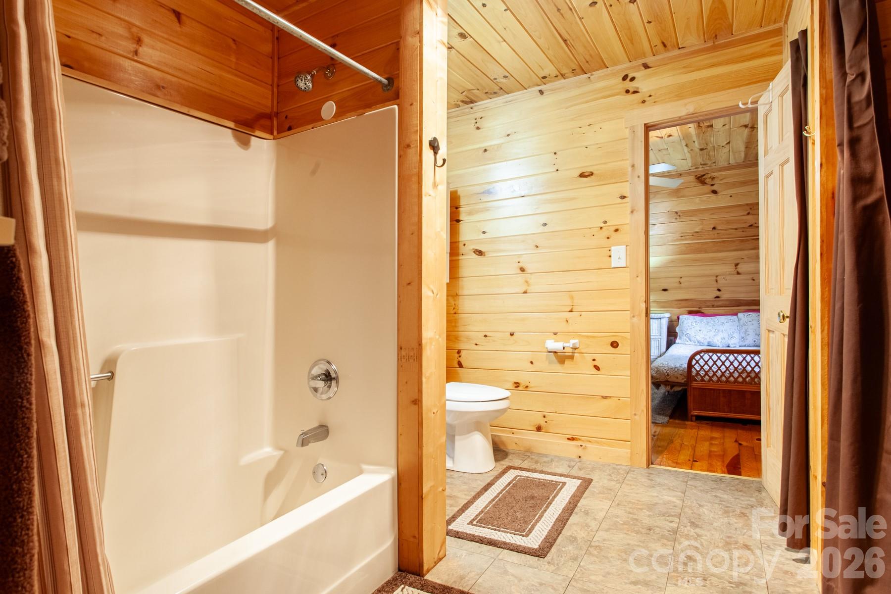 307 Blue Ridge Parkway — Bryson City