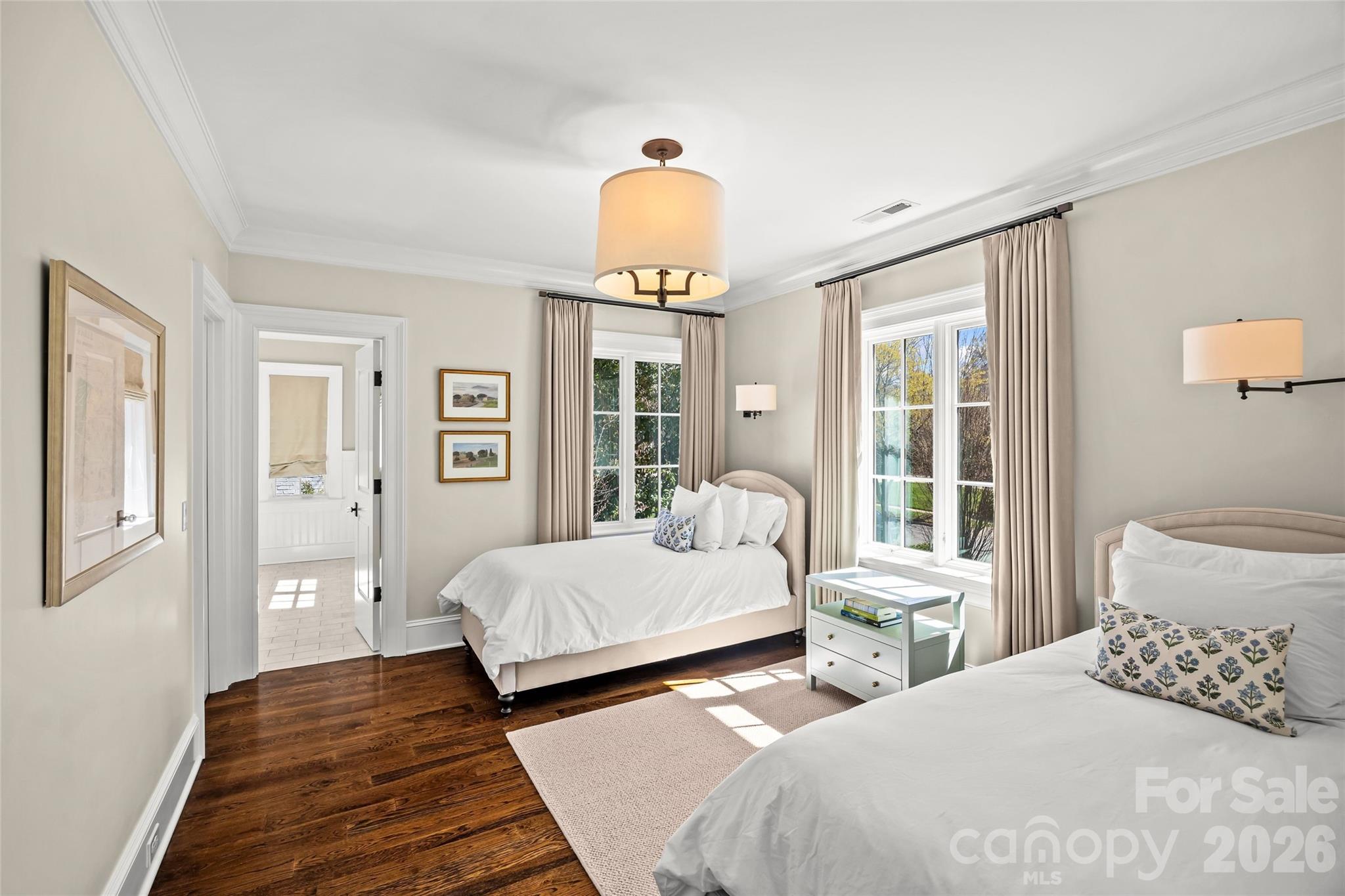 2031 Hastings Drive — Charlotte