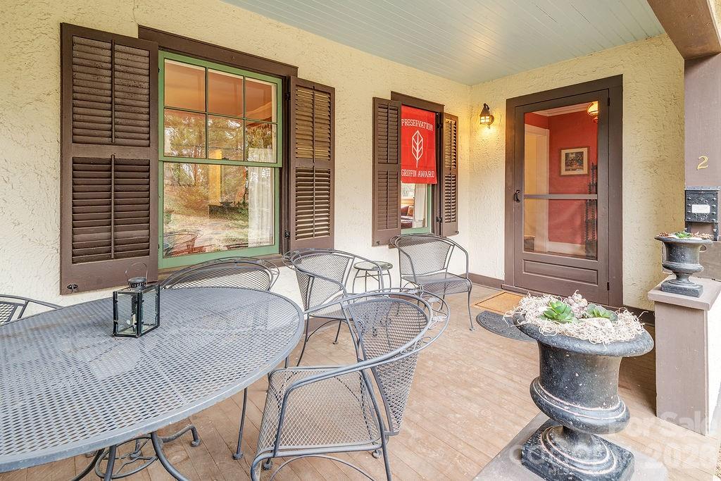 2 Hillside Walk — Asheville