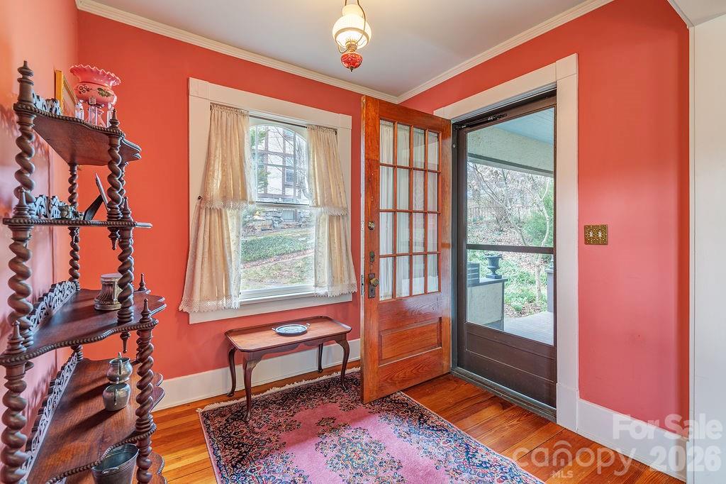 2 Hillside Walk — Asheville