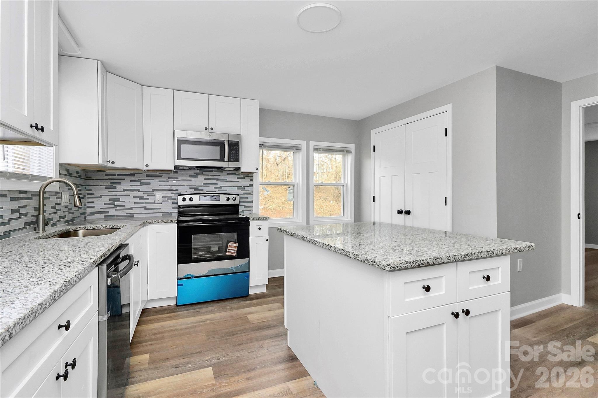 55 Dunn Street — Belmont