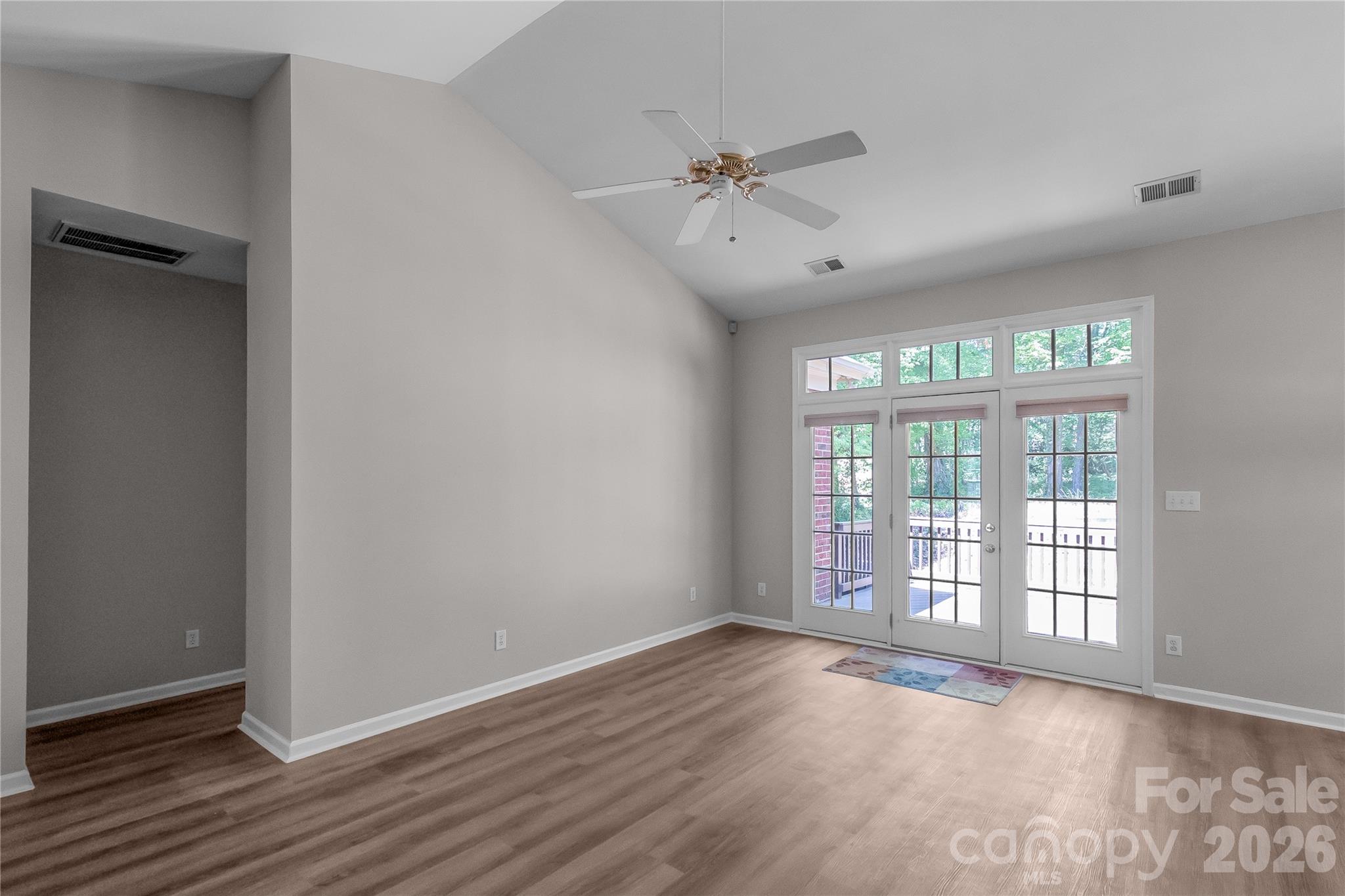 10713 Ridge Acres Road — Charlotte