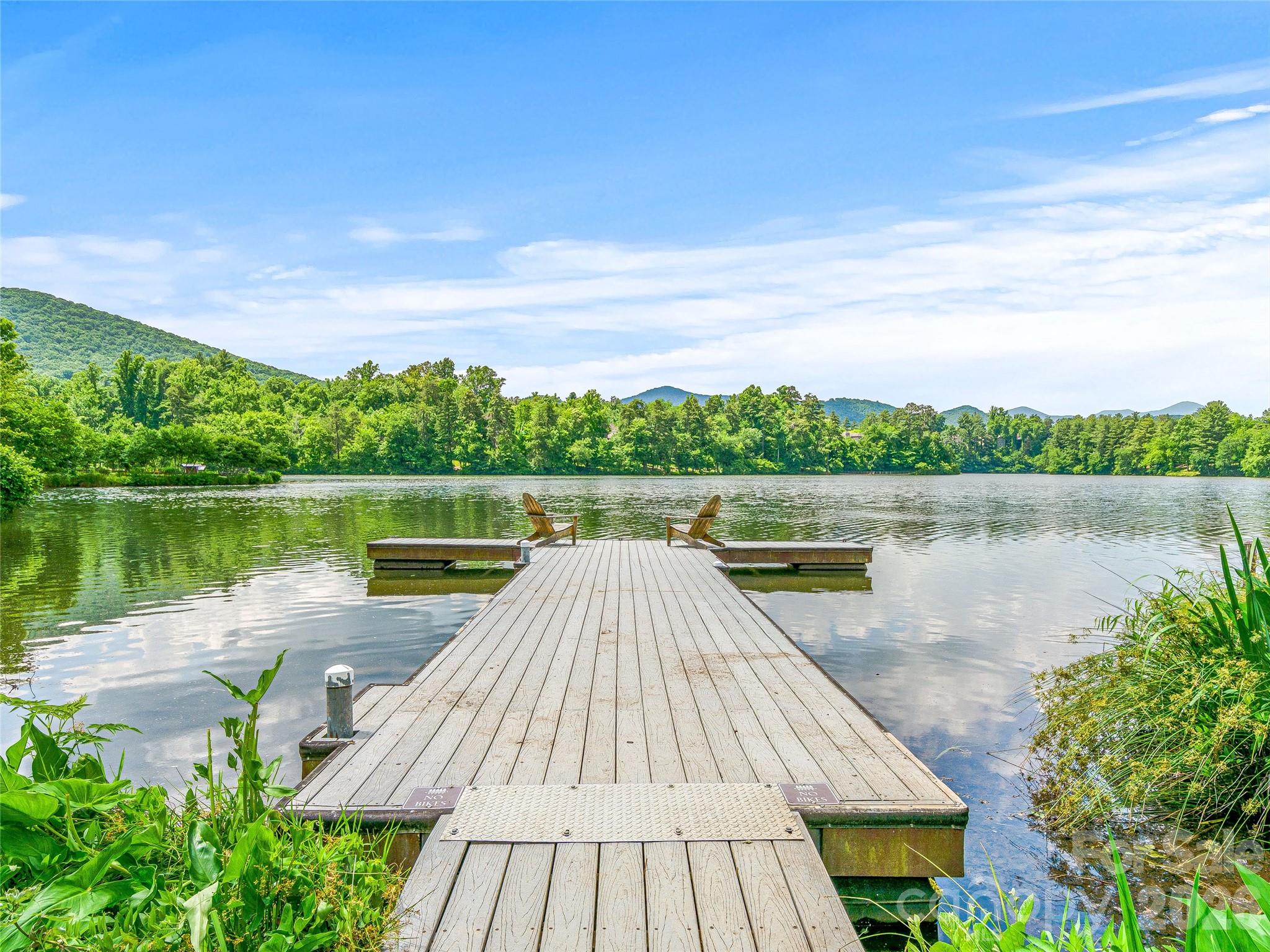 324 Fennel Dun Circle — Biltmore Lake