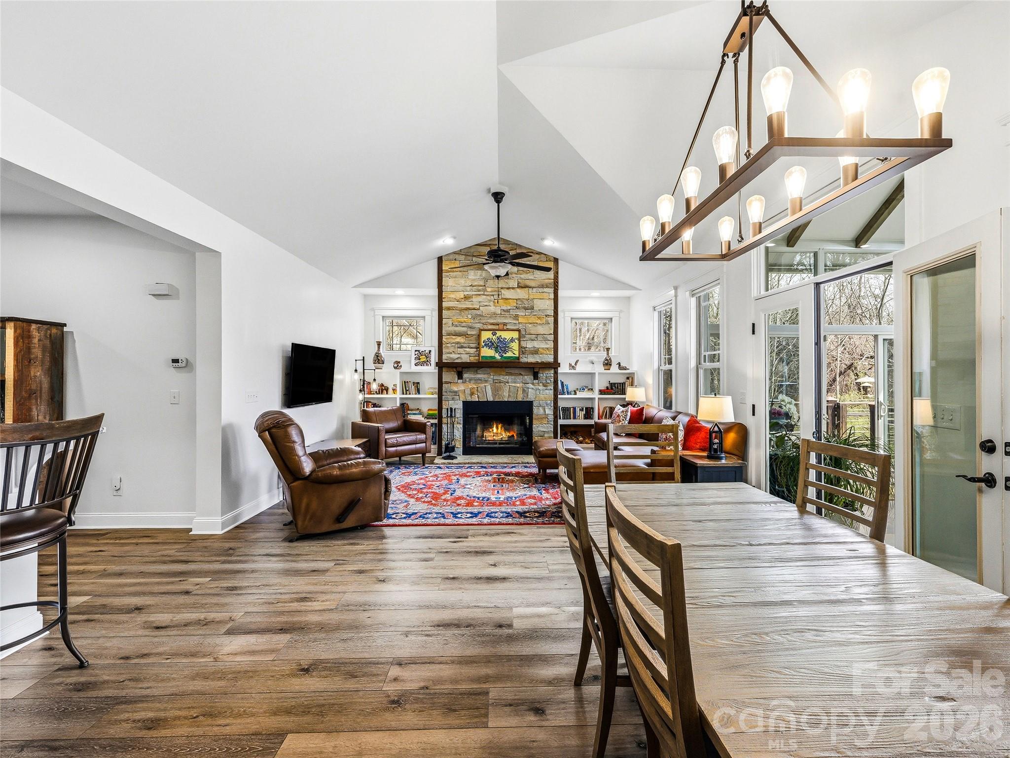 324 Fennel Dun Circle — Biltmore Lake