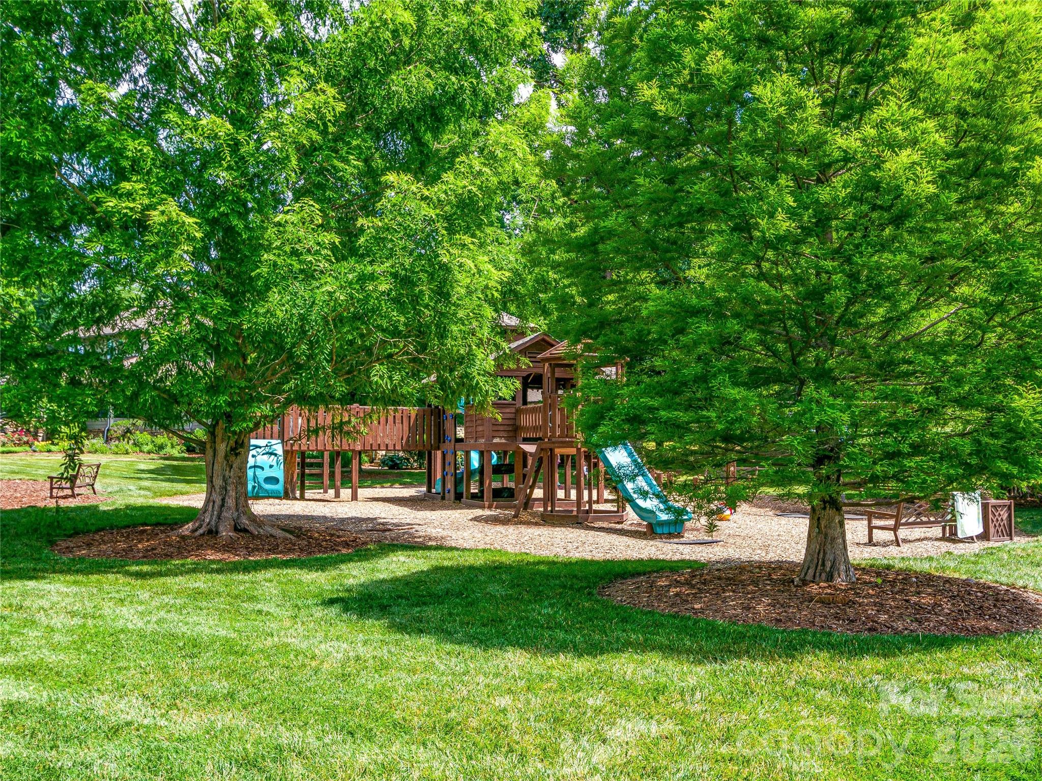324 Fennel Dun Circle — Biltmore Lake