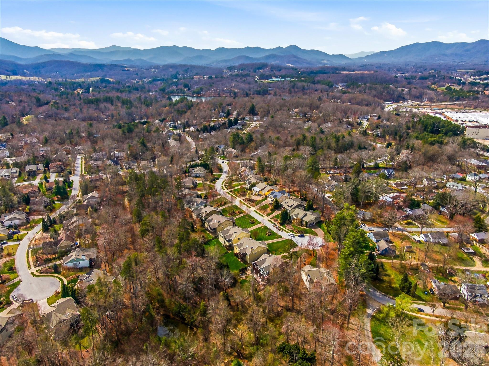 324 Fennel Dun Circle — Biltmore Lake