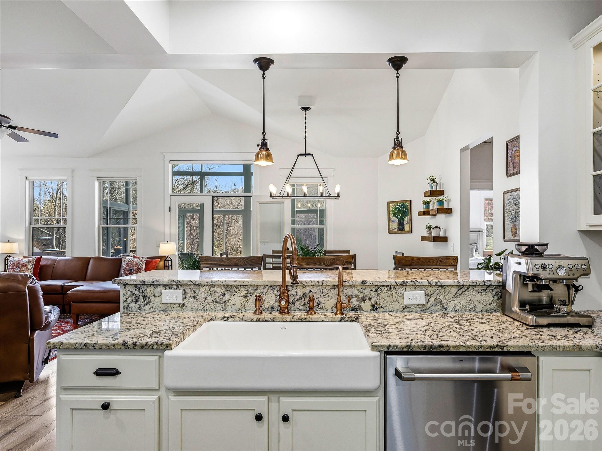 324 Fennel Dun Circle — Biltmore Lake