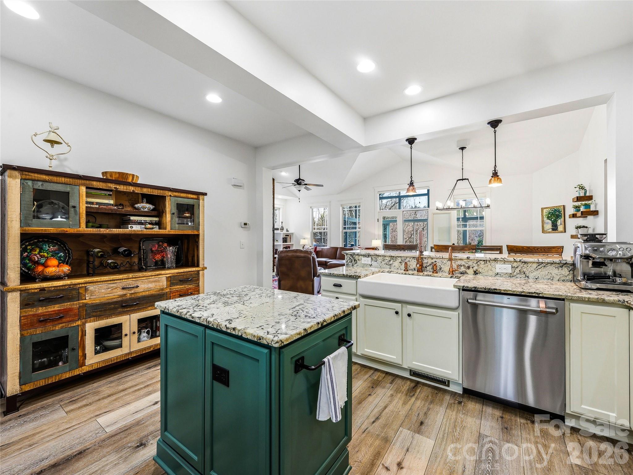 324 Fennel Dun Circle — Biltmore Lake