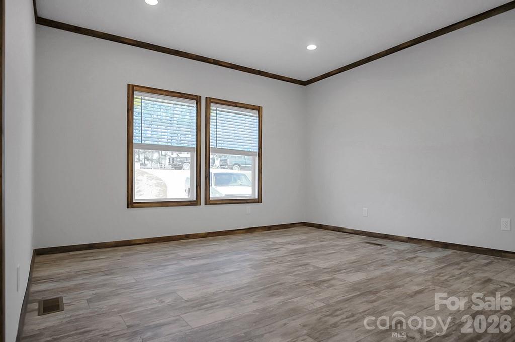 1423 Chatfield Road — Shelby