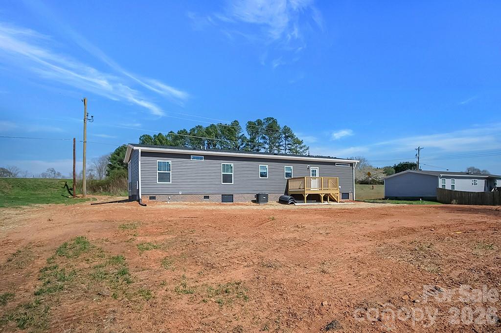 1423 Chatfield Road — Shelby