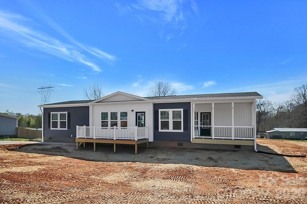 1423 Chatfield Road — Shelby