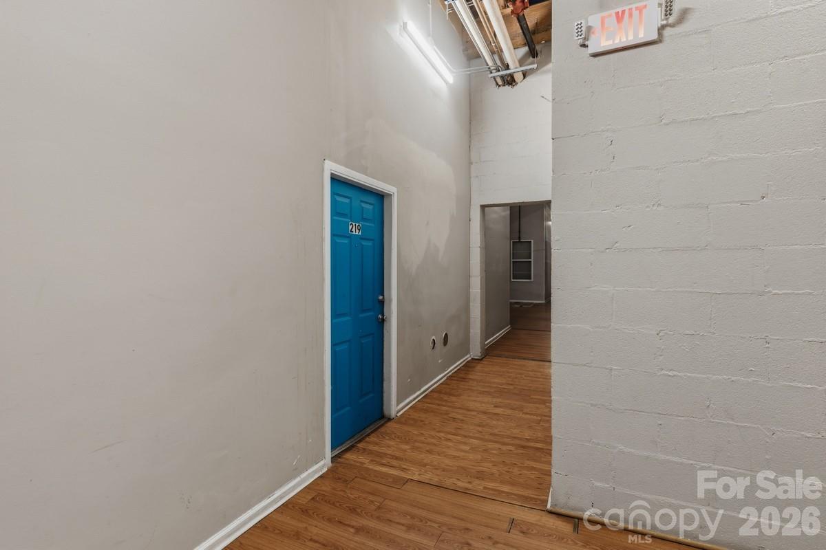 201 S Hoskins Road #219 — Charlotte