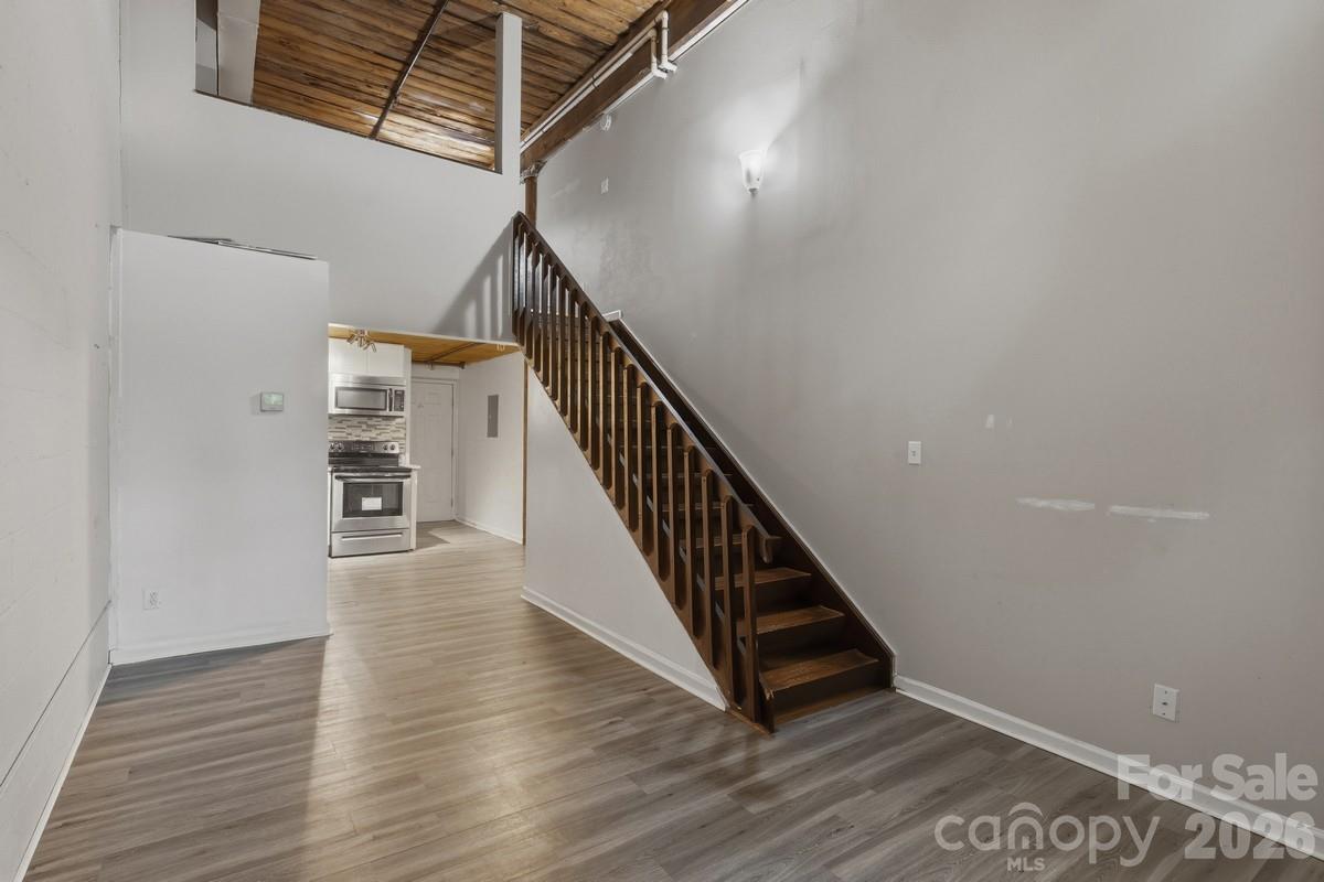 201 S Hoskins Road #219 — Charlotte