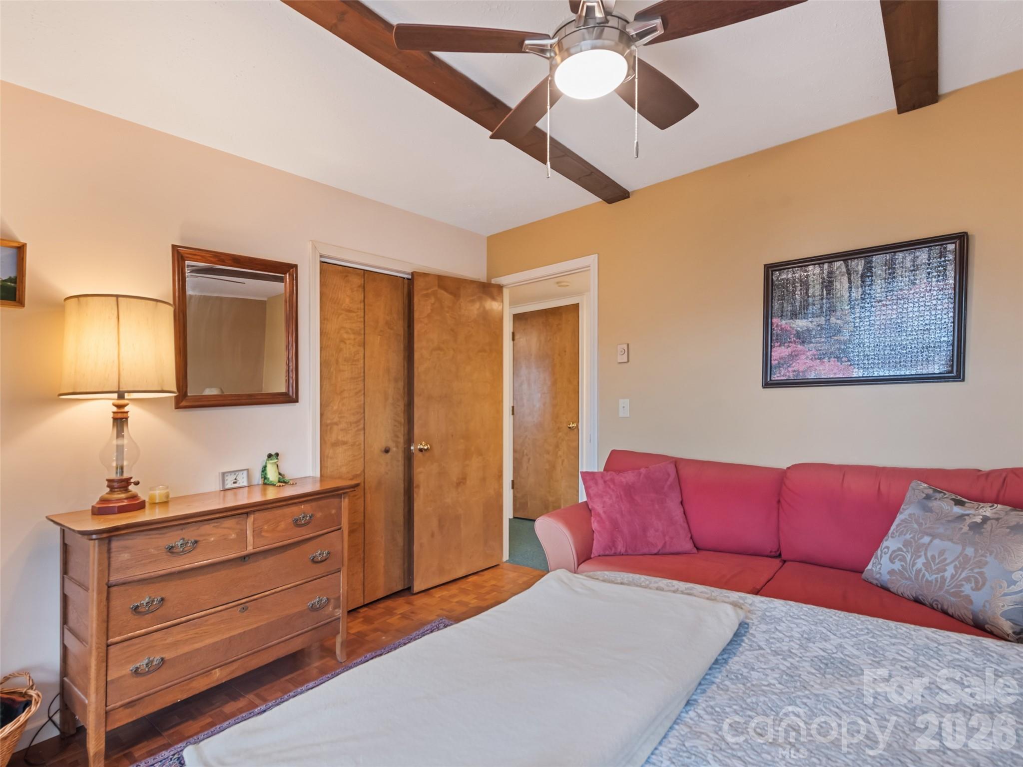 415 Treetop Lane — Waynesville