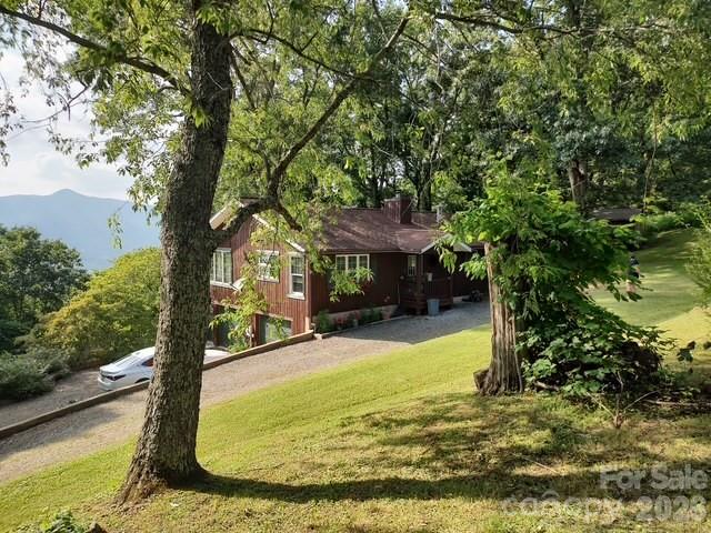 415 Treetop Lane — Waynesville