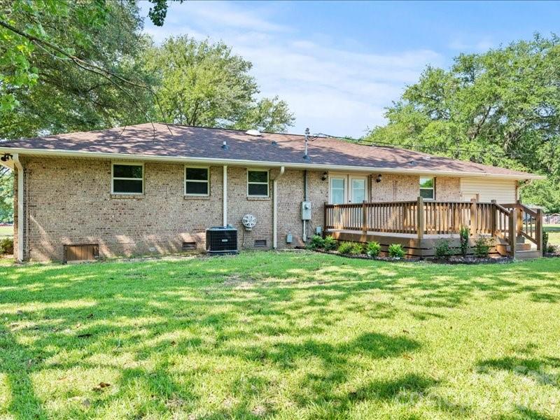 136 Chester Park Circle — Chesterfield