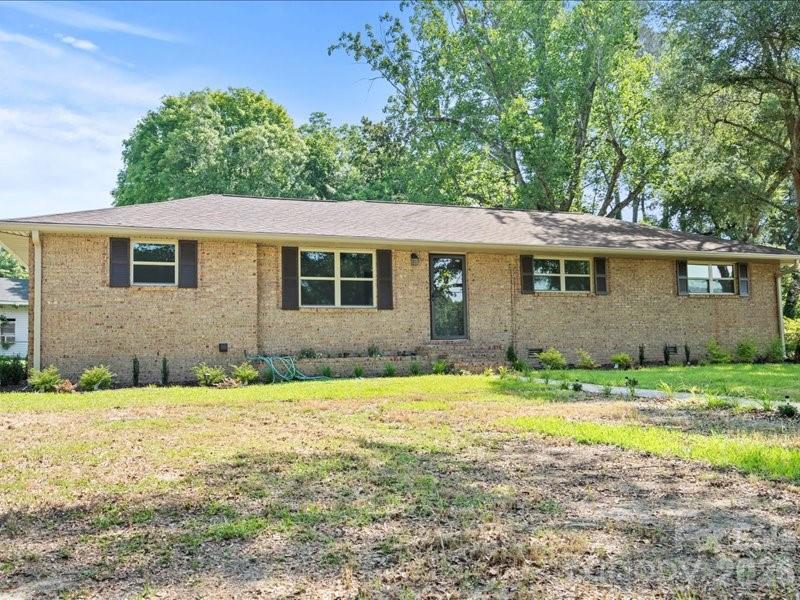 136 Chester Park Circle — Chesterfield