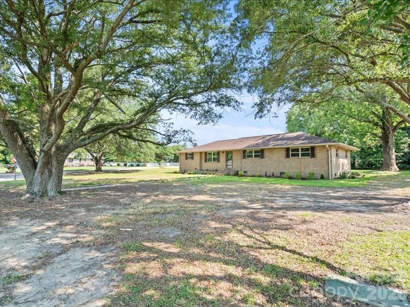 136 Chester Park Circle — Chesterfield