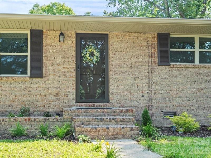 136 Chester Park Circle — Chesterfield