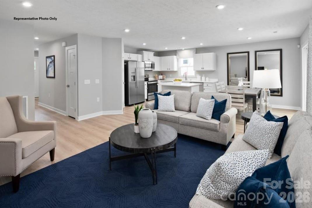 993 Pemberley Street — Lancaster