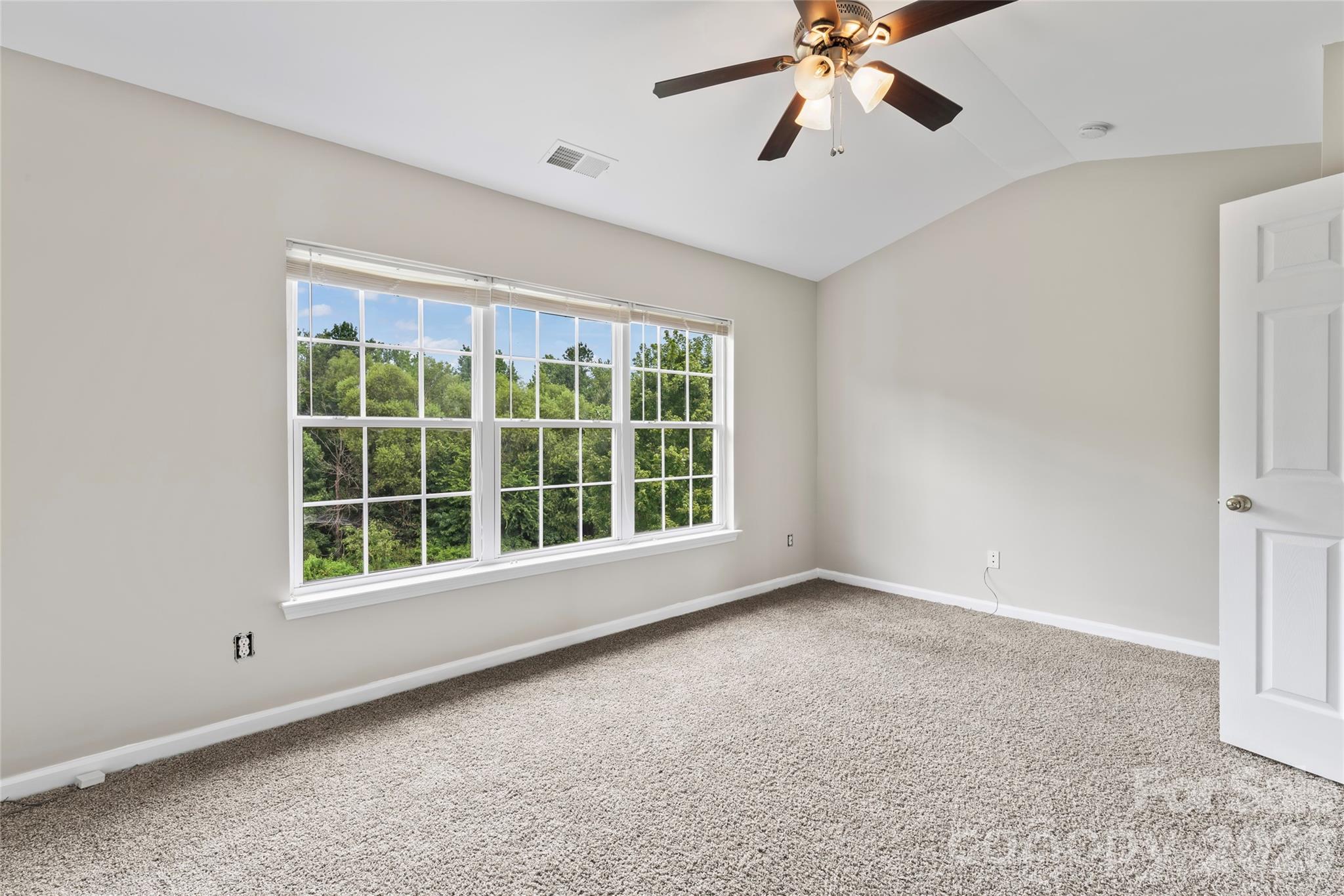 9768 Walkers Glen Drive NW — Concord