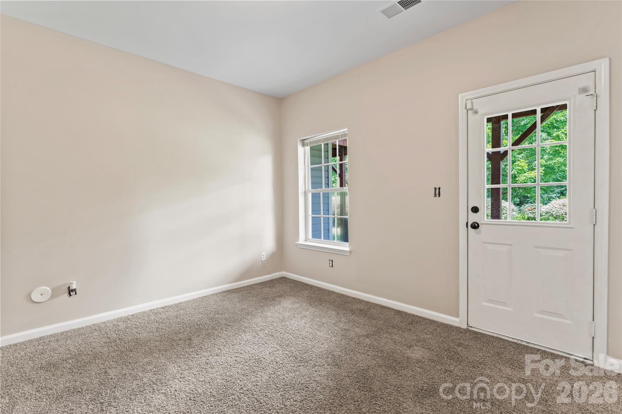9768 Walkers Glen Drive NW — Concord