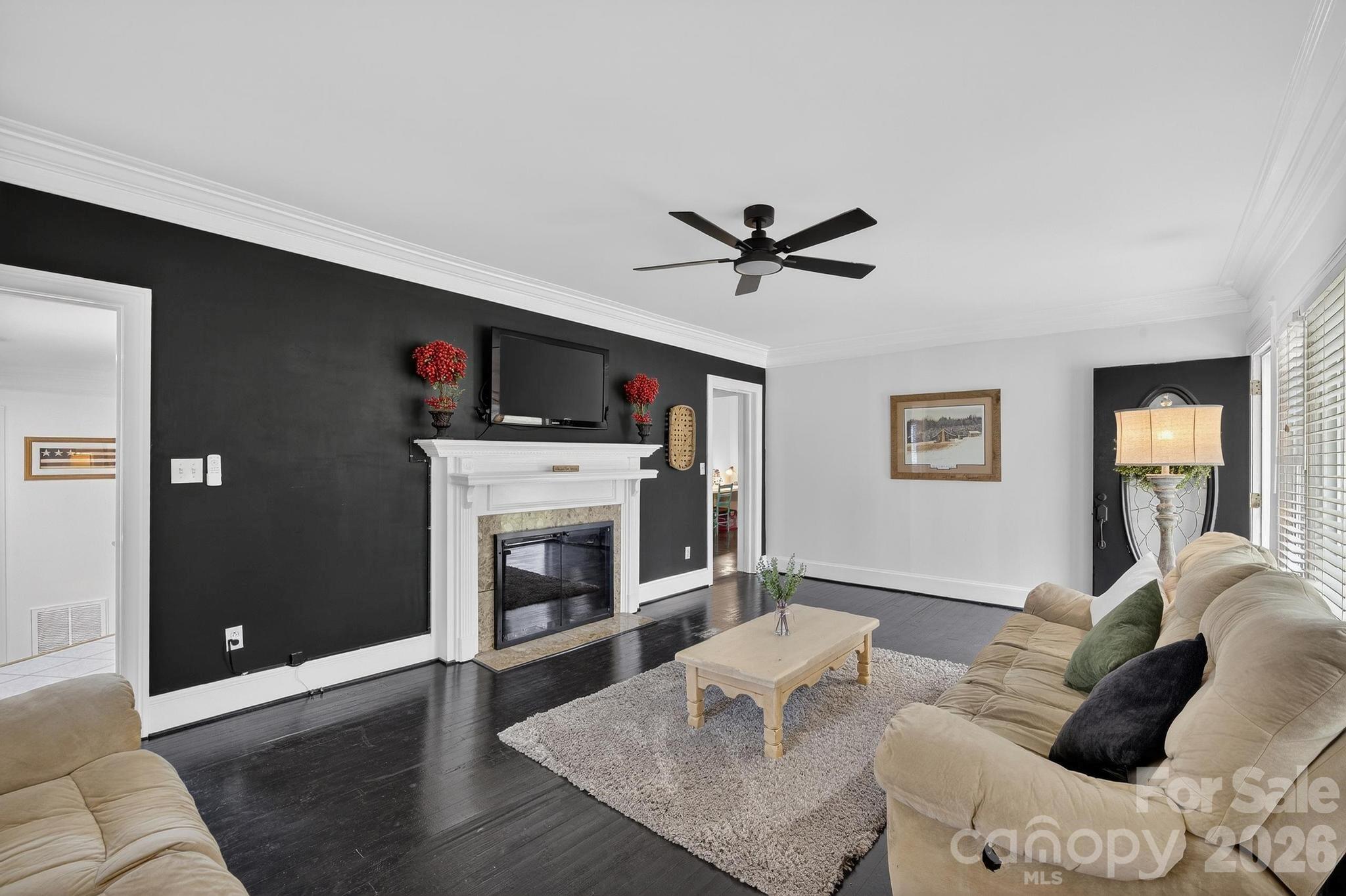 343 Hoyles Creek Road — Dallas