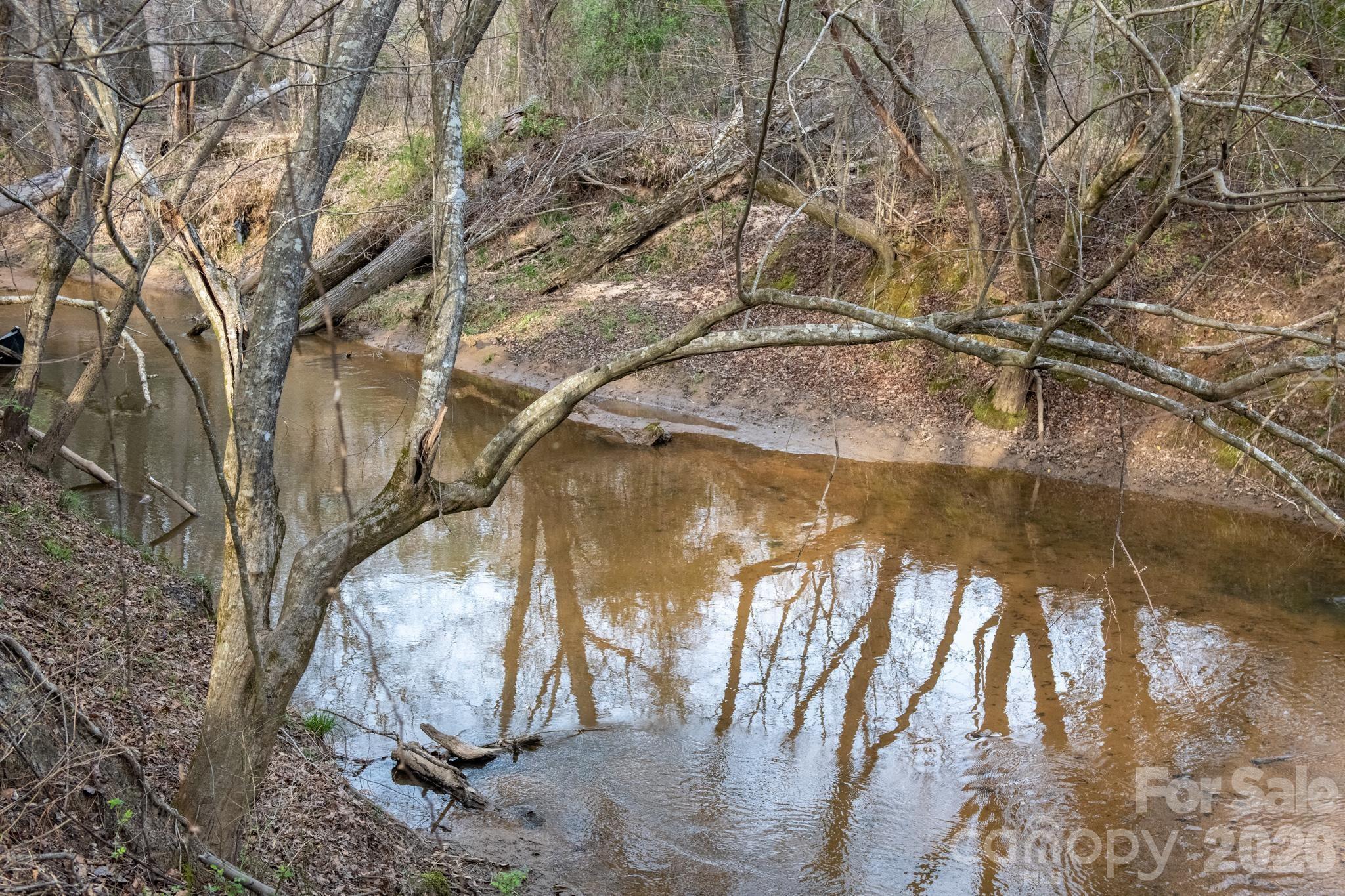 343 Hoyles Creek Road — Dallas