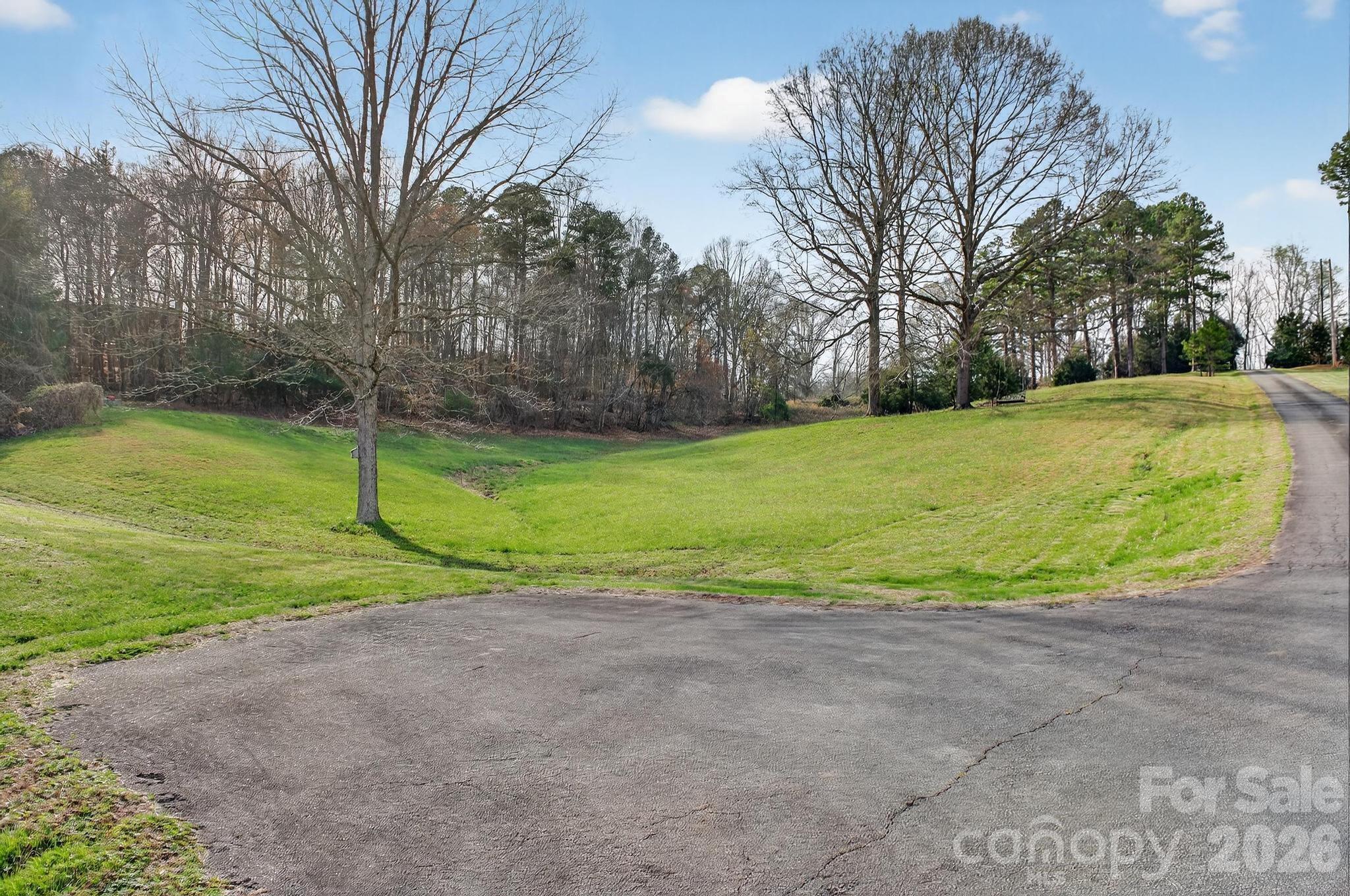 343 Hoyles Creek Road — Dallas