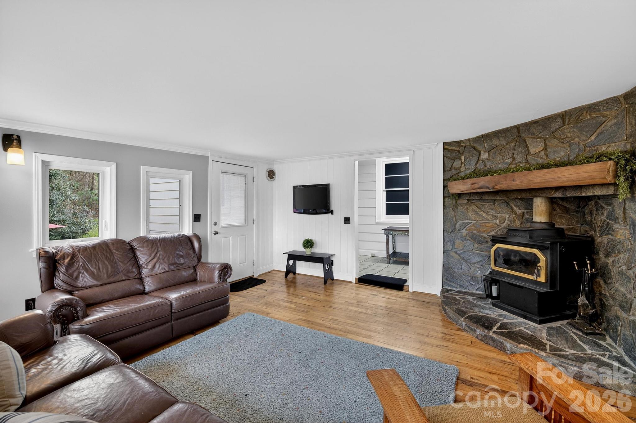 343 Hoyles Creek Road — Dallas