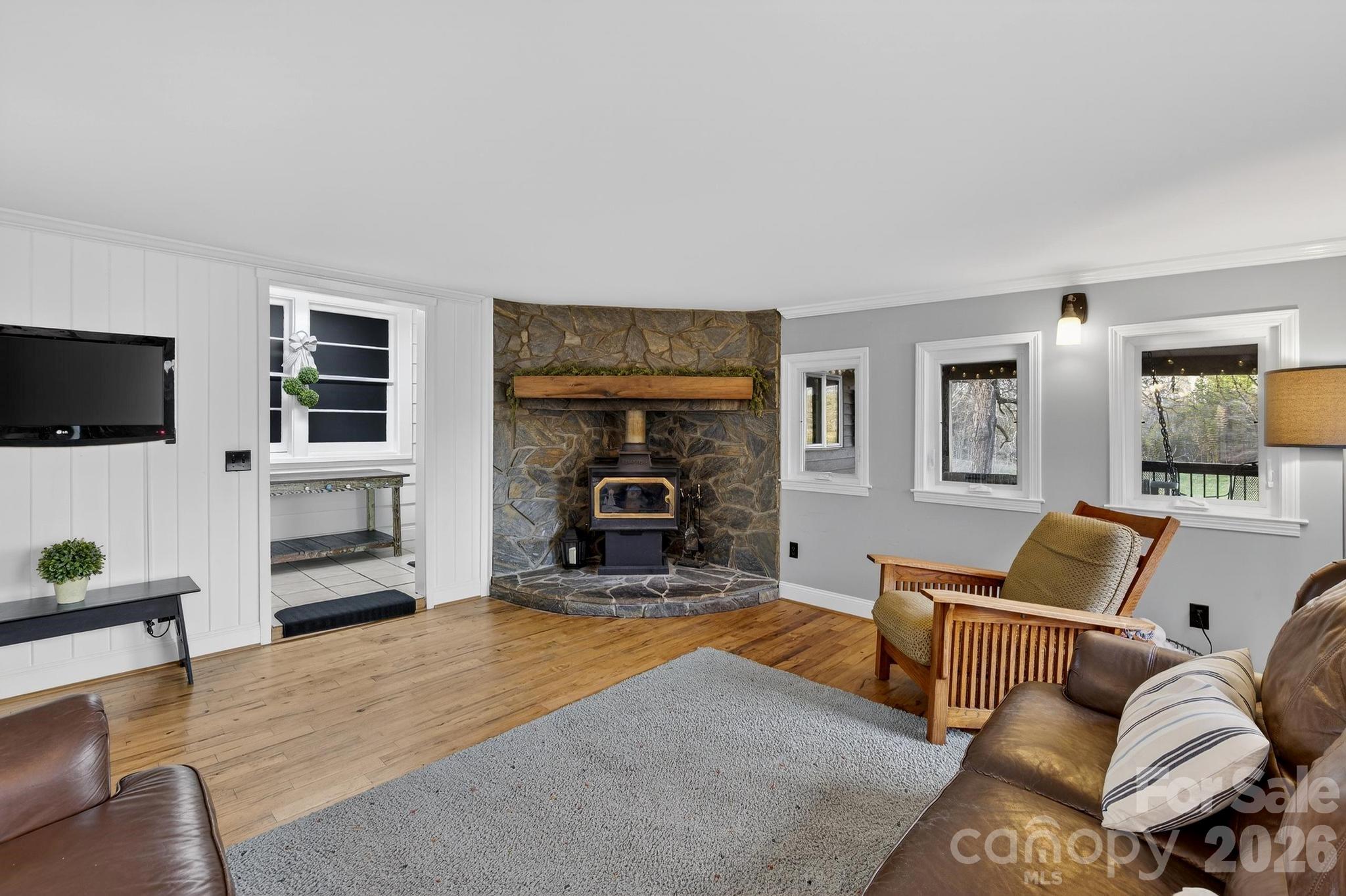 343 Hoyles Creek Road — Dallas