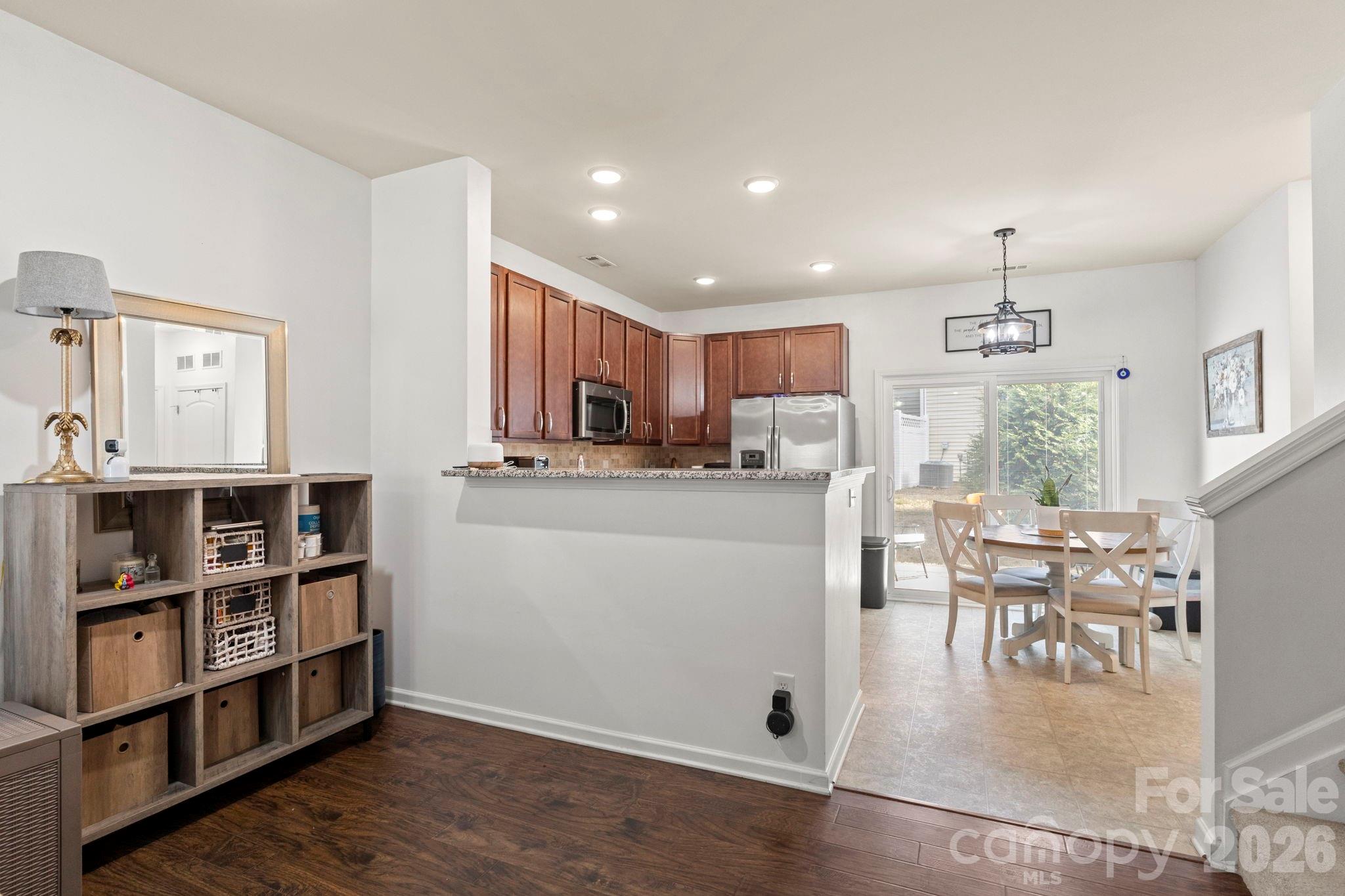12221 Whiteside Drive — Charlotte