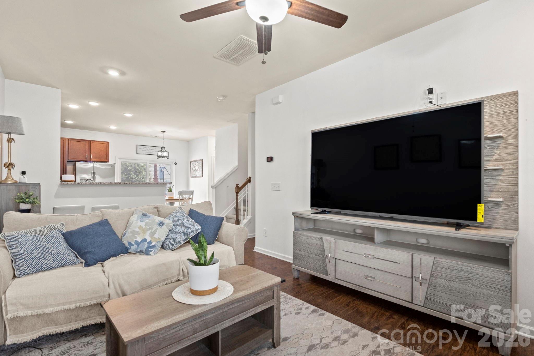 12221 Whiteside Drive — Charlotte