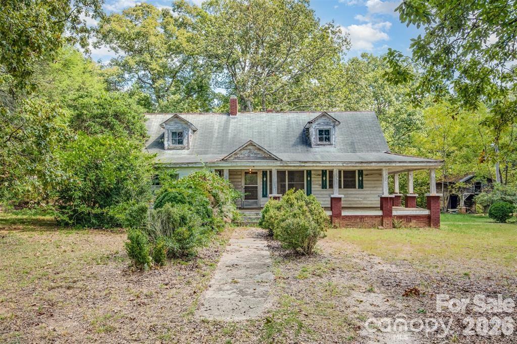 2412 Daves Drive — Shelby